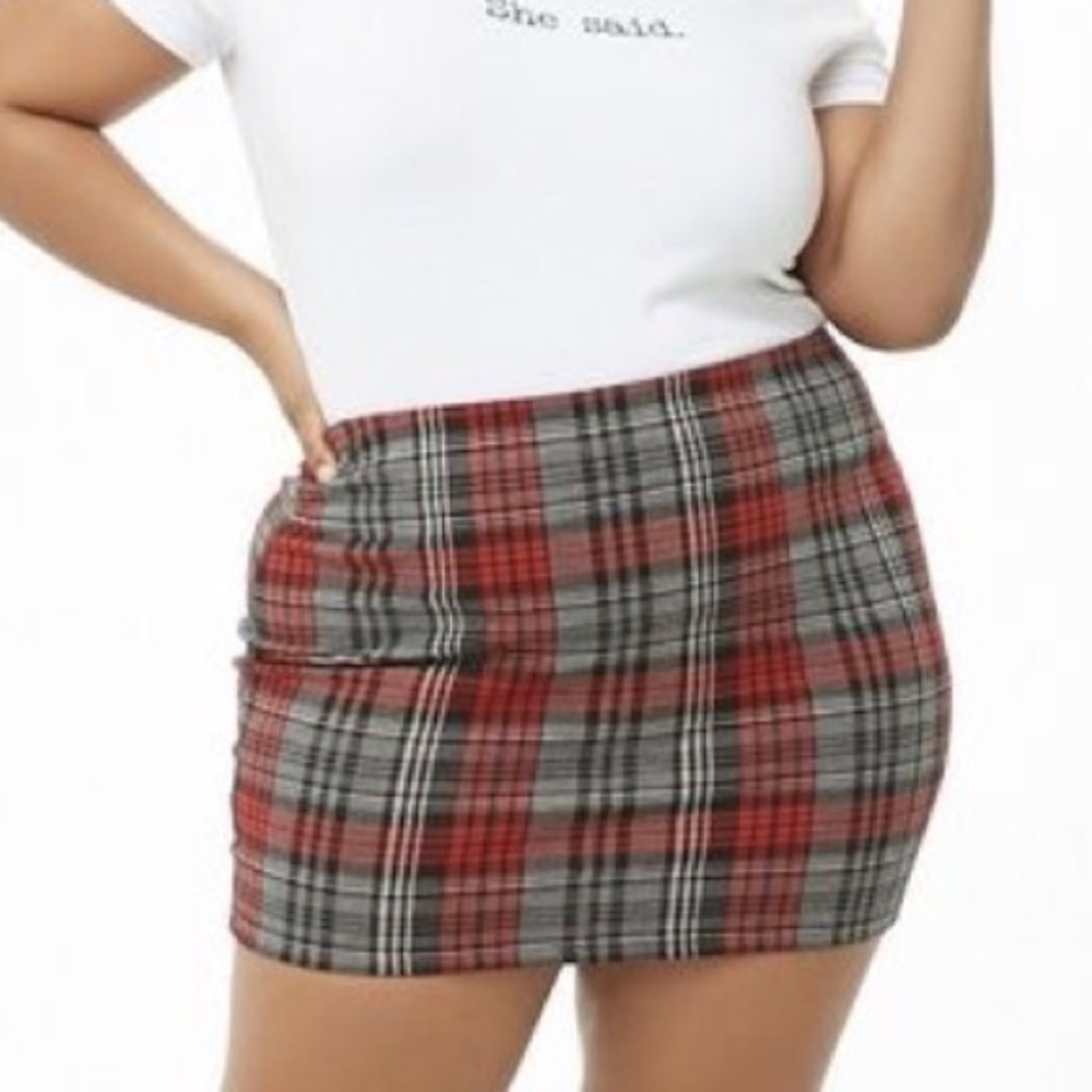 Plaid mini skirt
